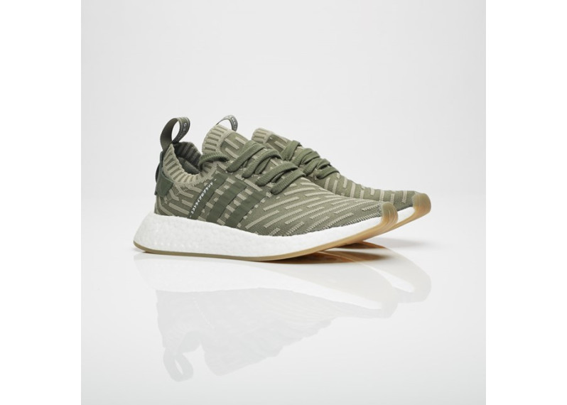 NMD_R2 PK W